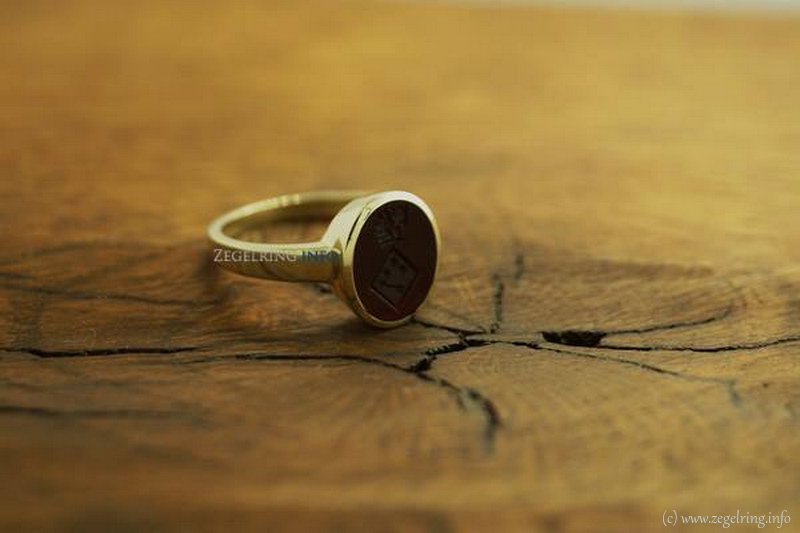 Carneool tijdrekening vervaardiging zegelstenen zegelring gouden zegelringen dameszegelring