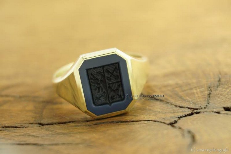 Ring familie zegelring gouden zegelringen herenzegelring